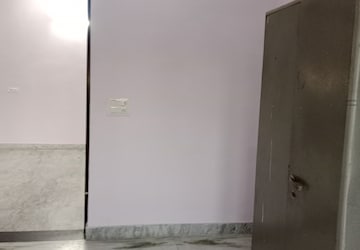 Room in 3 BHK Builder Floor at Huda – for Rent