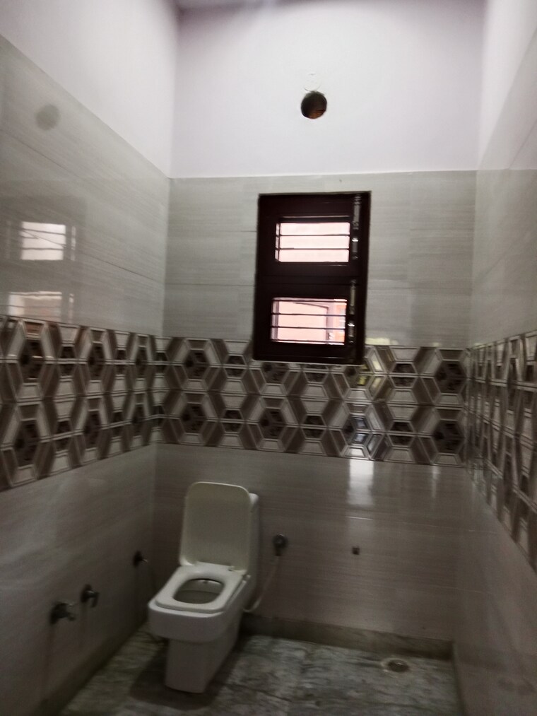 Attached Bathroom, huda 3 Bedroom 1795 Sq.Ft. Builder Floor In Huda Panipat 9322333