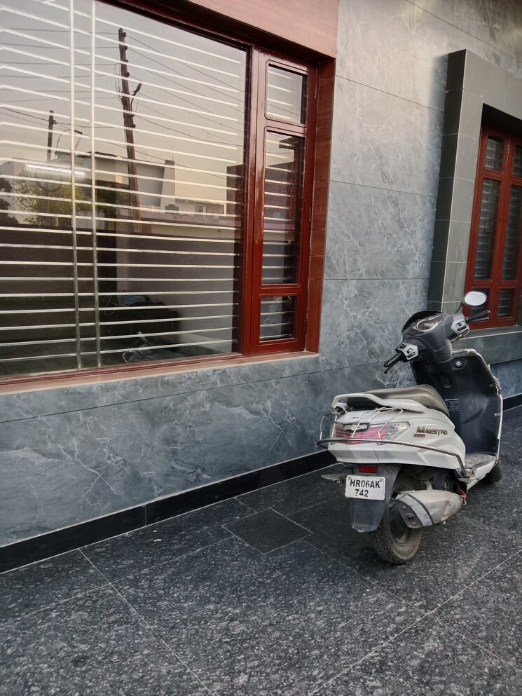  Parking, huda 3 Bedroom 1795 Sq.Ft. Builder Floor In Huda Panipat 9322333