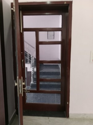 Room in 3 BHK Builder Floor at Huda – for Rent