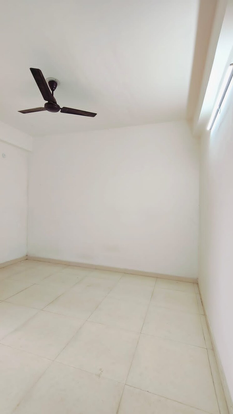 Room, signature-global-solera-2 2 Bedroom 634 Sq.Ft. Apartment In Sector 107 Gurgaon 9322341