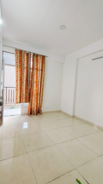 Room in 2 BHK Apartment at Signature Global Solera 2, Sector 107 – for Rent