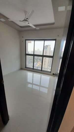 Room in 1 BHK Apartment at UK Iridium, Kandivali East – for Rent