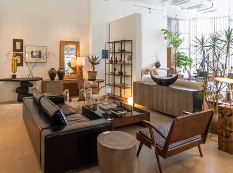 Living Room, oberoi-skyz 5 Bedroom 7500 Sq.Ft. Apartment In Worli Mumbai 9322499