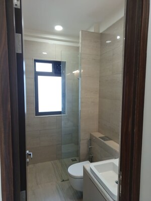 Bathroom in 4 BHK Apartment at Radius Residency and Anand Bhuvan, Santacruz West – for Rent
