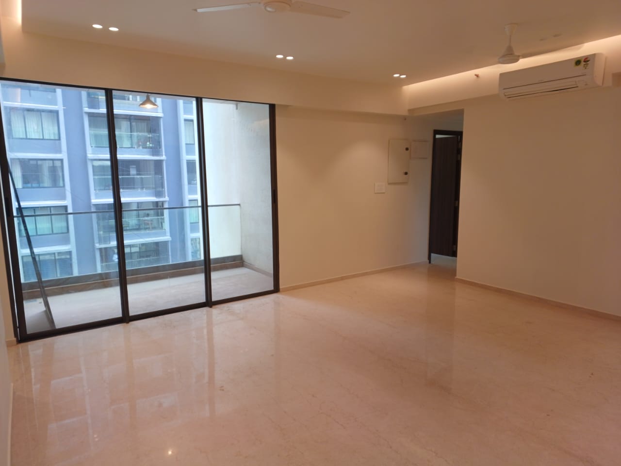 4 BHK Apartment For Rent in Radius Residency and Anand Bhuvan