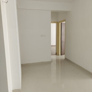 Room in 2 BHK Apartment at Pacific Golf Estate, Kulhan – for Rent