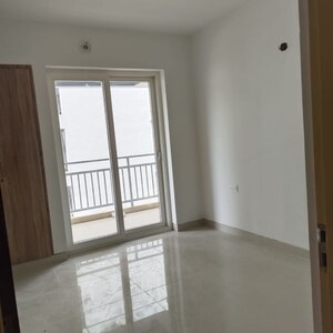 Room in 2 BHK Apartment at Pacific Golf Estate, Kulhan – for Rent