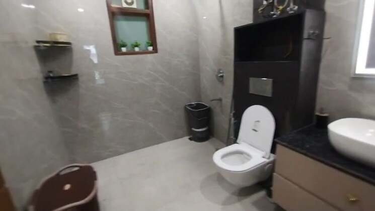 Bathroom, sector 4 3 Bedroom 250 Sq.Yd. Builder Floor In Sector 4 Gurgaon 9322509