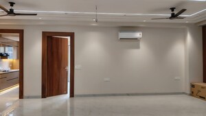 Room in 3 BHK Builder Floor at Sector 4 – for Sale