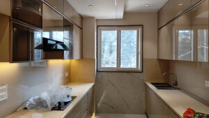 Team Area in 3 BHK Builder Floor at Sector 4 – for Sale