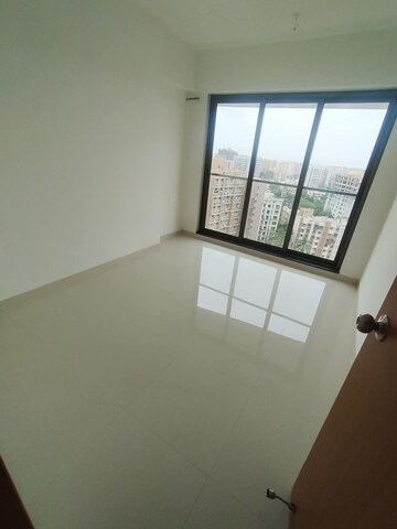 Room in 3 BHK Apartment at Naman Habitat, Andheri West – for Sale