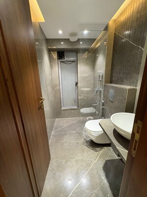 Bathroom in 3 BHK Apartment at Ekta Maplewood, Khar West – for Rent