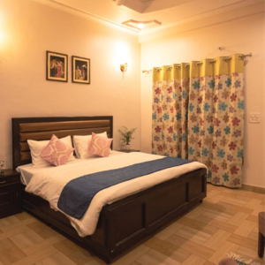 Bedroom in 3 BHK Apartment at Dhoran Rajpur Enclave, Sahastradhara Road – for Rent