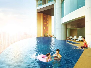 Swimming Pool in 5 BHK Apartment at Indiabulls Sky, Lower Parel – for Rent