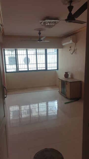 Room in 1 BHK Apartment at Mudit Garden, Kopar Khairane – for Sale