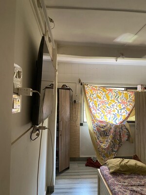 Bedroom in 1 BHK Apartment at Dahisar East – for Rent