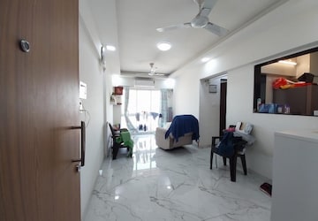 Living Room in 1 BHK Apartment at Byculla – for Rent