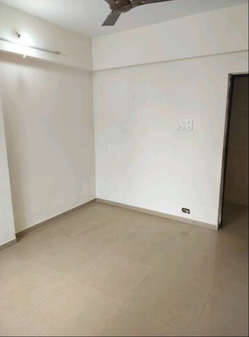 Room in 2 BHK Apartment at Coral Heights, Kavesar – for Sale