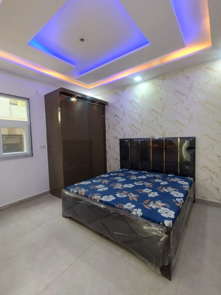 Bedroom, rwa-azadpur-colony 3 Bedroom 1350 Sq.Ft. Builder Floor In Model Town Delhi 9322586