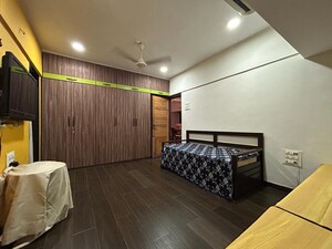 Living Room in 2 BHK Apartment at Shashtri Nagar – for Rent