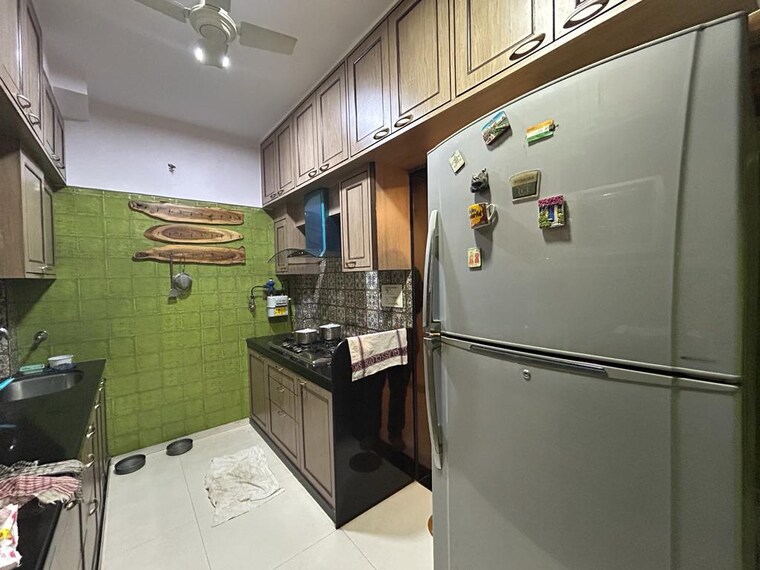 Kitchen, shashtri nagar 2 Bedroom 650 Sq.Ft. Apartment In Shashtri Nagar Mumbai 9322600