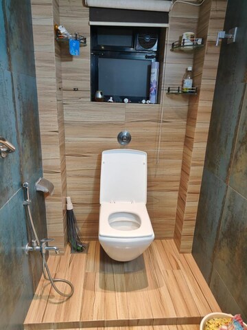 Bathroom in 2 BHK Apartment at Shashtri Nagar – for Rent