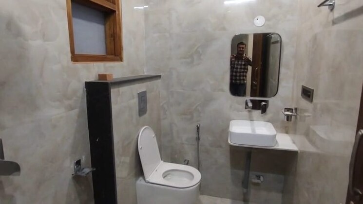 Bathroom, sector 4 6 Bedroom 269 Sq.Yd. Independent House In Sector 4 Gurgaon 9321252