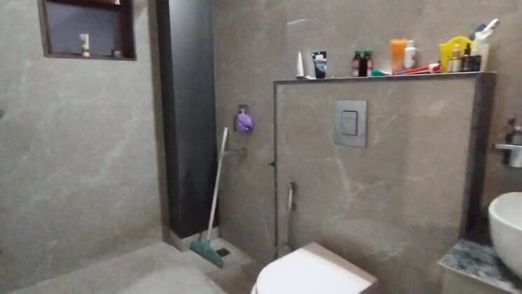 undefined, sector 4 6 Bedroom 269 Sq.Yd. Independent House In Sector 4 Gurgaon 9321252