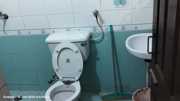 Bathroom, nk-savitry-enclave 2 Bedroom 1170 Sq.Ft. Apartment In Vip Road Zirakpur 9322656