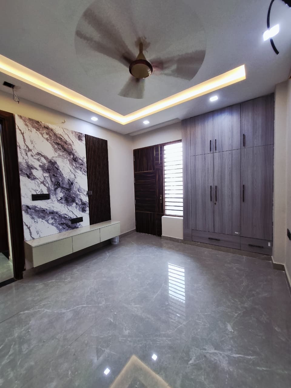 4 BHK Builder Floor For Rent in Luxury Builder Floor 