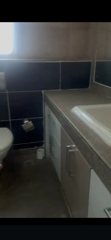Furnished Amenities in 3 BHK Apartment at Raheja Vedaanta, Sector 108 – for Rent