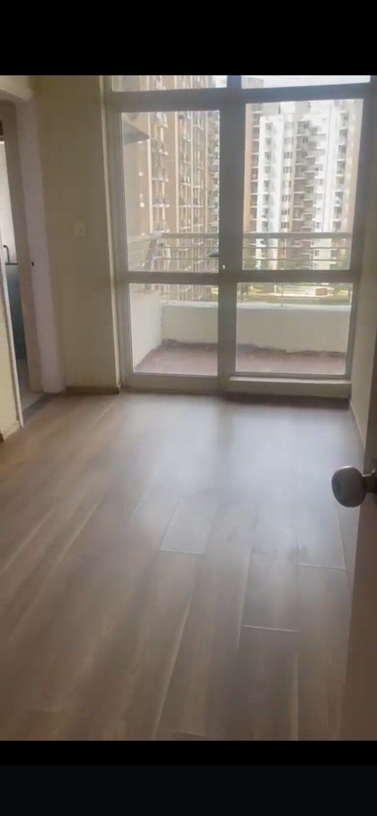 Room, raheja-vedaanta 3 Bedroom 2490 Sq.Ft. Apartment In Sector 108 Gurgaon 9322675