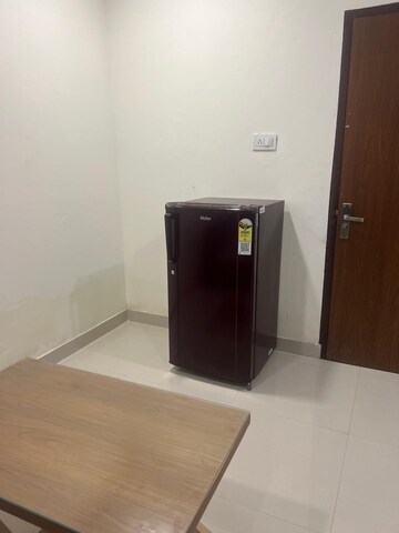Room in 1 BHK Builder Floor at Vip Road – for Rent