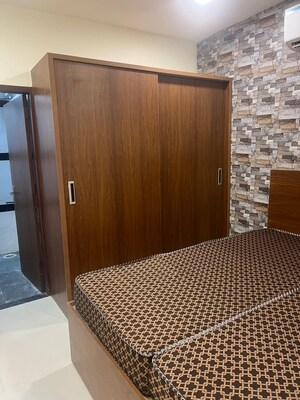 1 BHK Builder Floor For Rent in Vip Road