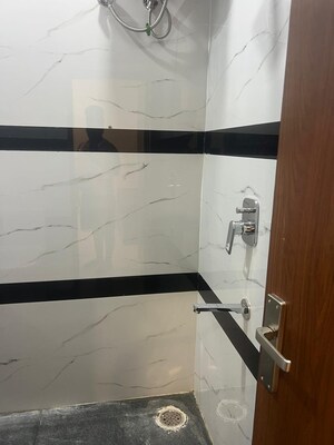 Furnished Amenities in 1 BHK Builder Floor at Vip Road – for Rent