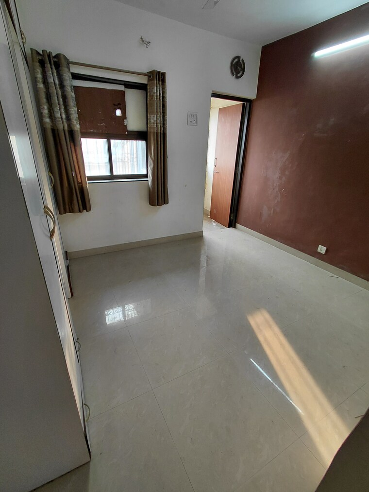 Bedroom, everest-apartment-andheri 2 Bedroom 800 Sq.Ft. Apartment In Andheri West Mumbai 9322713