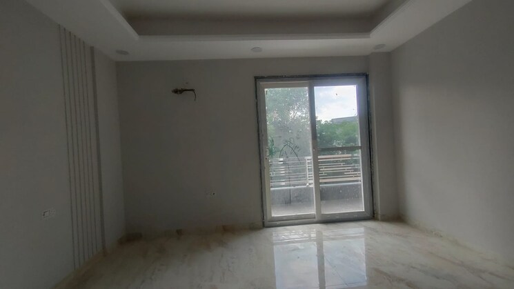 Room, sector 5 4 Bedroom 350 Sq.Yd. Builder Floor In Sector 5 Gurgaon 9322718
