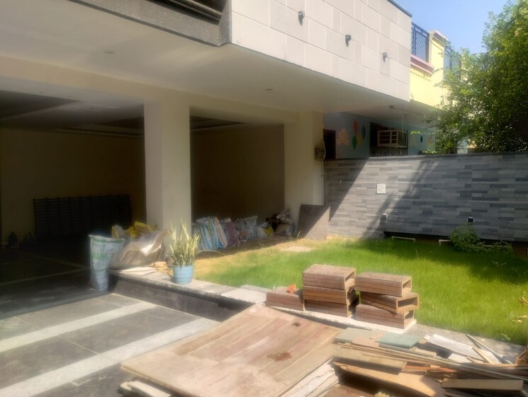 Exterior View, sector 4 4 Bedroom 500 Sq.Yd. Builder Floor In Sector 4 Gurgaon 9322750