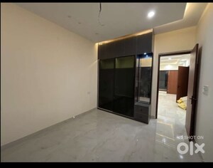 Room in 2 BHK Apartment at Mona Greens, Ghazipur – for Rent