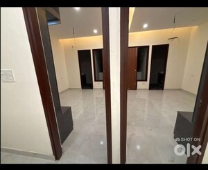 Room in 2 BHK Apartment at Mona Greens, Ghazipur – for Rent