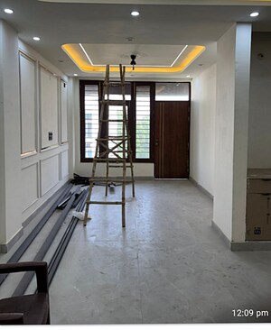 Room in 3.5 BHK Builder Floor at Lavender Floors, Sector 89 – for Rent