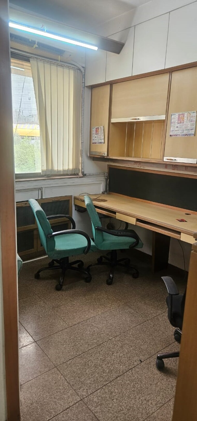 Terrace, kalpataru-court Commercial Office Space 1300 Sq.Ft. In Chembur Mumbai 9322796