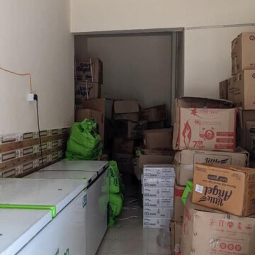 Kitchen in  Shop at Kopar Khairane – for Sale