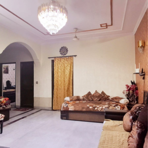 Living Room in 2.5 BHK Villa at Sector 23 – for Rent