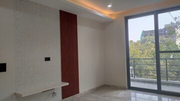 Room in 4 BHK Builder Floor at Sector 4 – for Sale