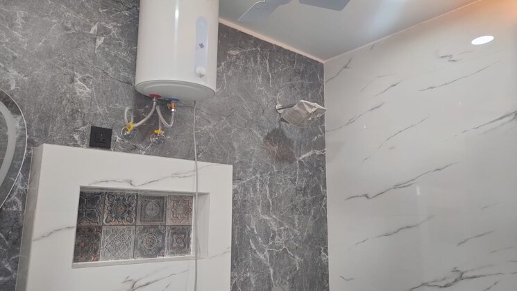 Attached Bathroom, sector 4 4 Bedroom 500 Sq.Yd. Builder Floor In Sector 4 Gurgaon 9322812