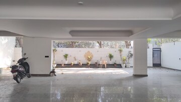 Furnished Amenities in 4 BHK Builder Floor at Sector 4 – for Sale