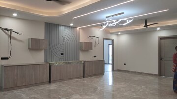 Building Lobby in 4 BHK Builder Floor at Sector 4 – for Sale