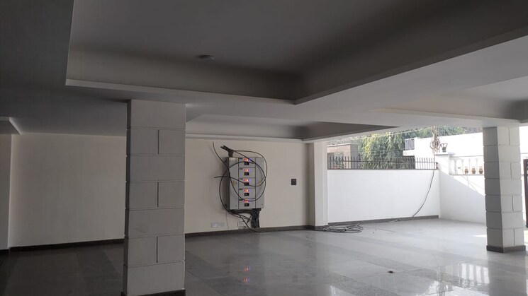  Parking, sector 4 4 Bedroom 500 Sq.Yd. Builder Floor In Sector 4 Gurgaon 9322812